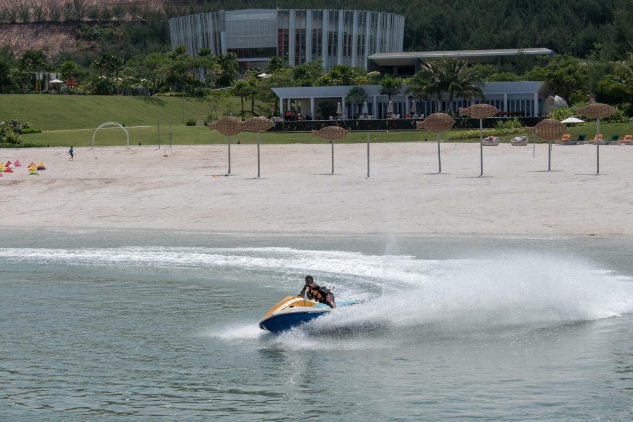 Harris Resort Barelang Batam Sagulung Esterno foto