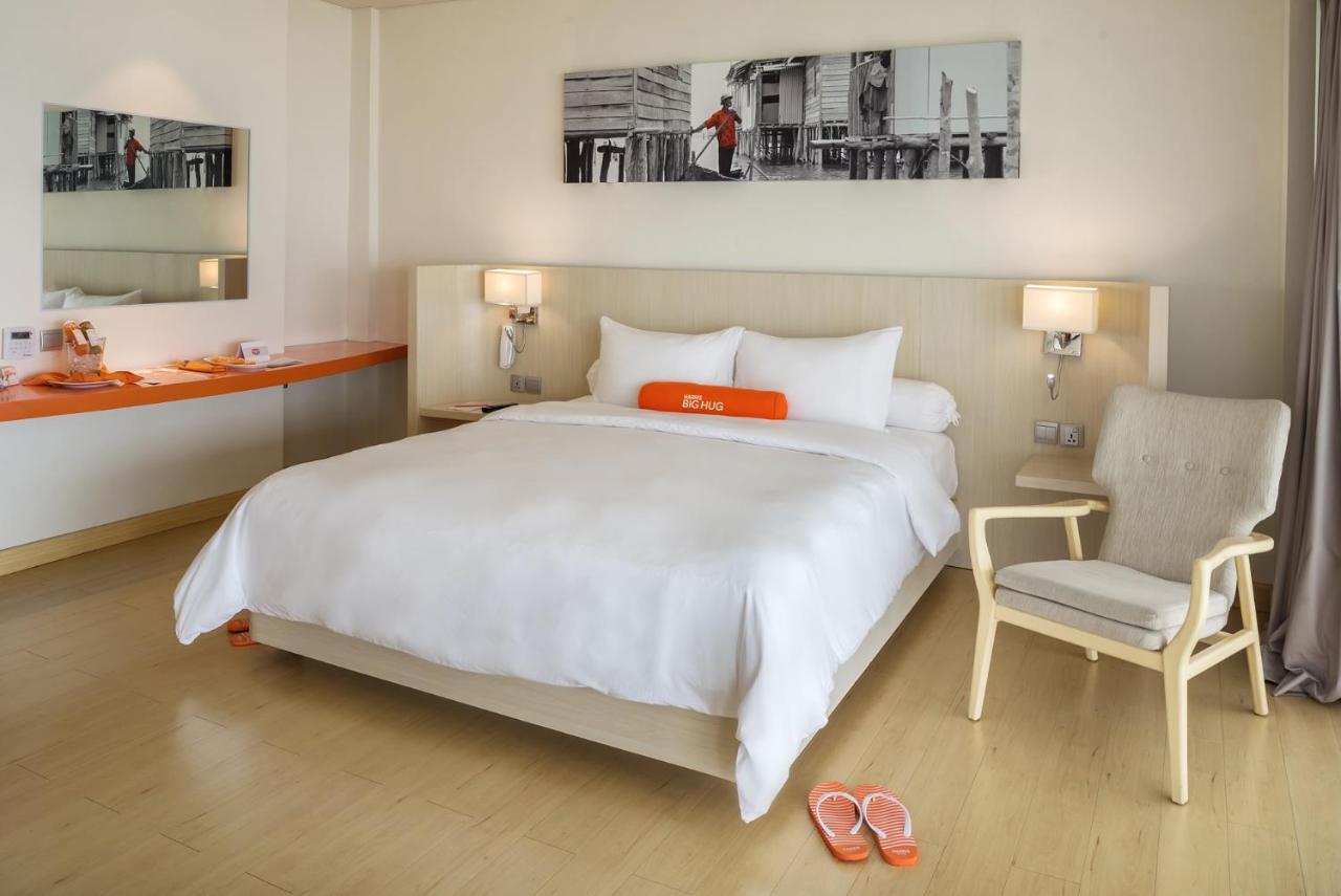 Harris Resort Barelang Batam Sagulung Esterno foto